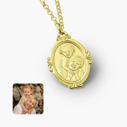 Ovaler Anhänger mit dekorativem Rand, 925 Silber