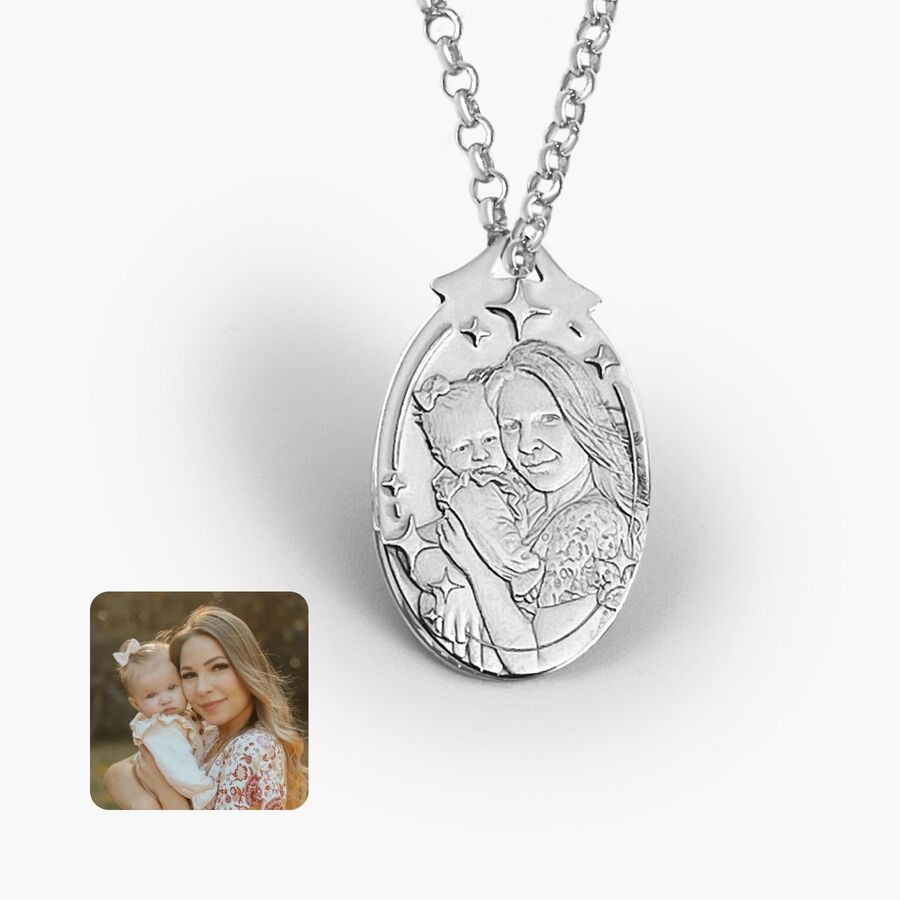 Ovaler Anhänger mit Sternrahmen, 925 Silber