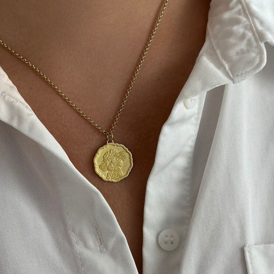 Pendentif rond festonné avec portrait, argent 925