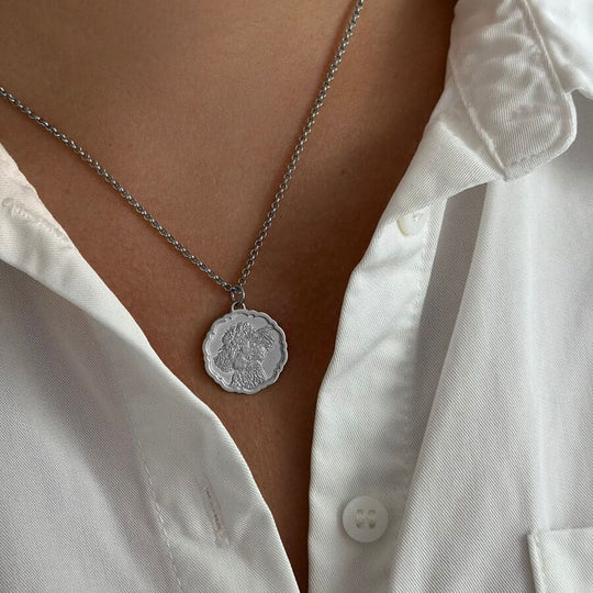 Pendentif rond festonné avec portrait, argent 925