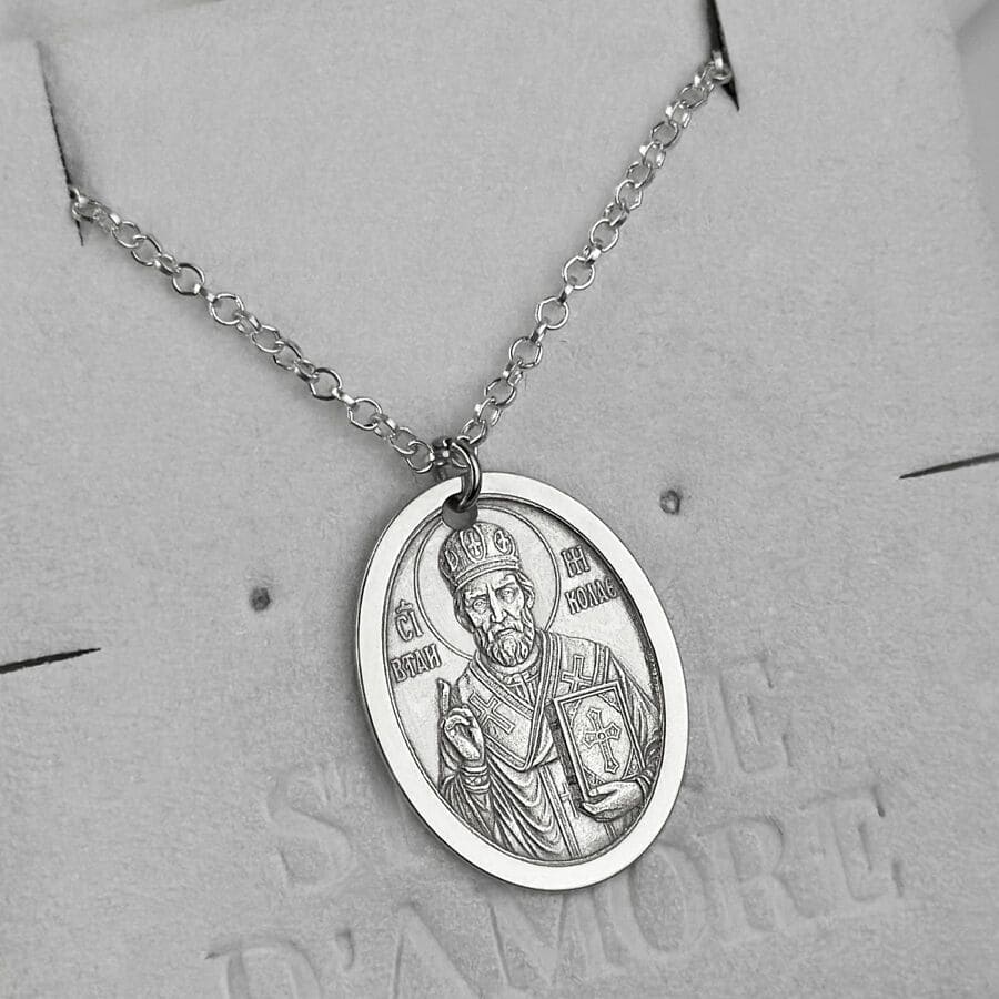 Ovaler Anhänger mit dem heiligen Nikolaus, 925 Silber