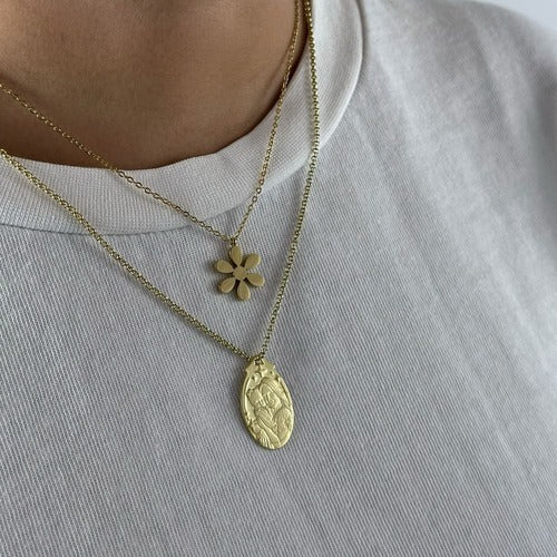 Ovaler Anhänger mit Sternrahmen, 925 Silber