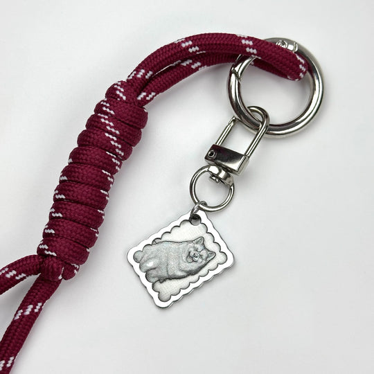 Moderner Schlüsselanhänger „Fellige Freude“