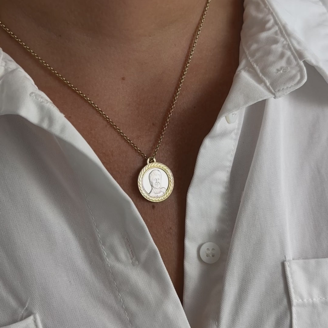 Runder Anhänger mit dekorativem Rahmen, 925 Silber