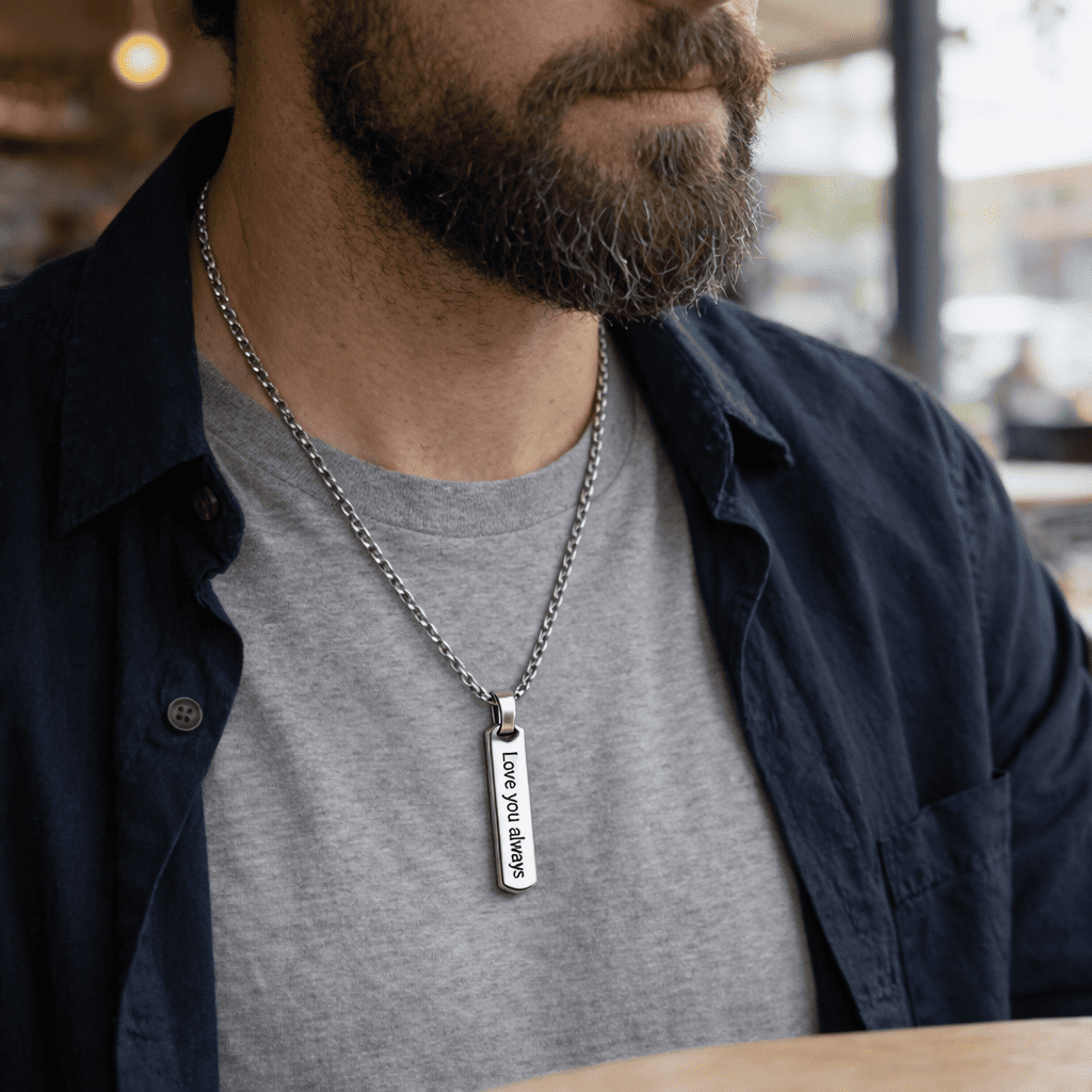 Pandantiv pentru bărbați cu gravură