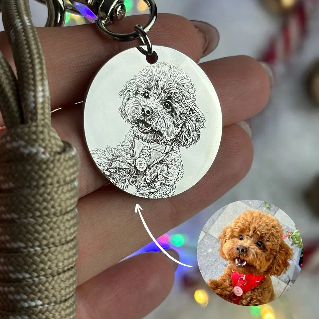 Breloc rotund pe șnur