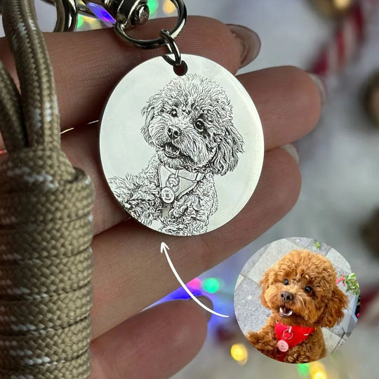 Breloc rotund pe șnur