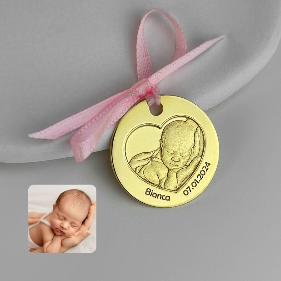 Baby-Münze mit Foto und Herzausschnitt, 23,5 mm (925 Silber)