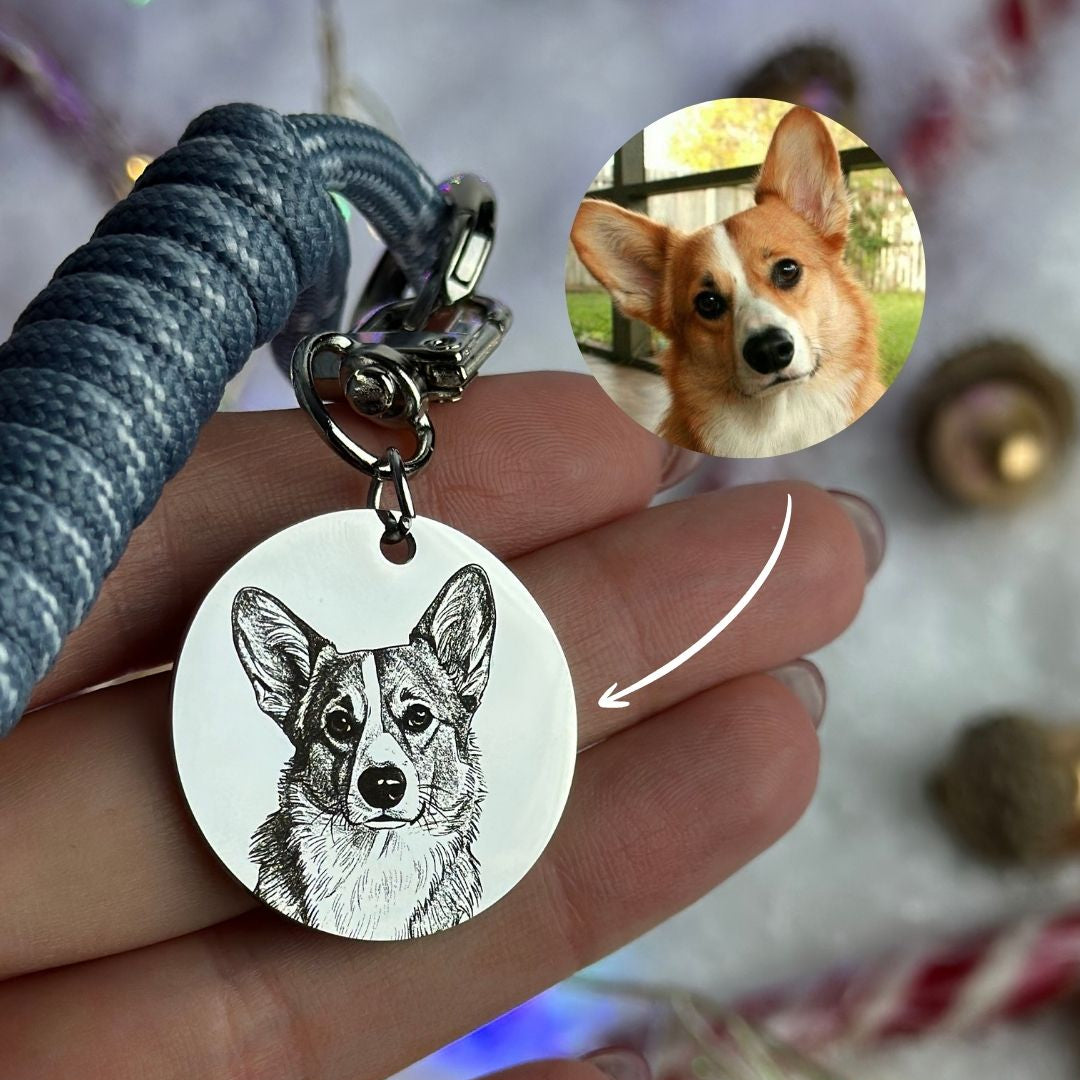 Breloc rotund pe șnur