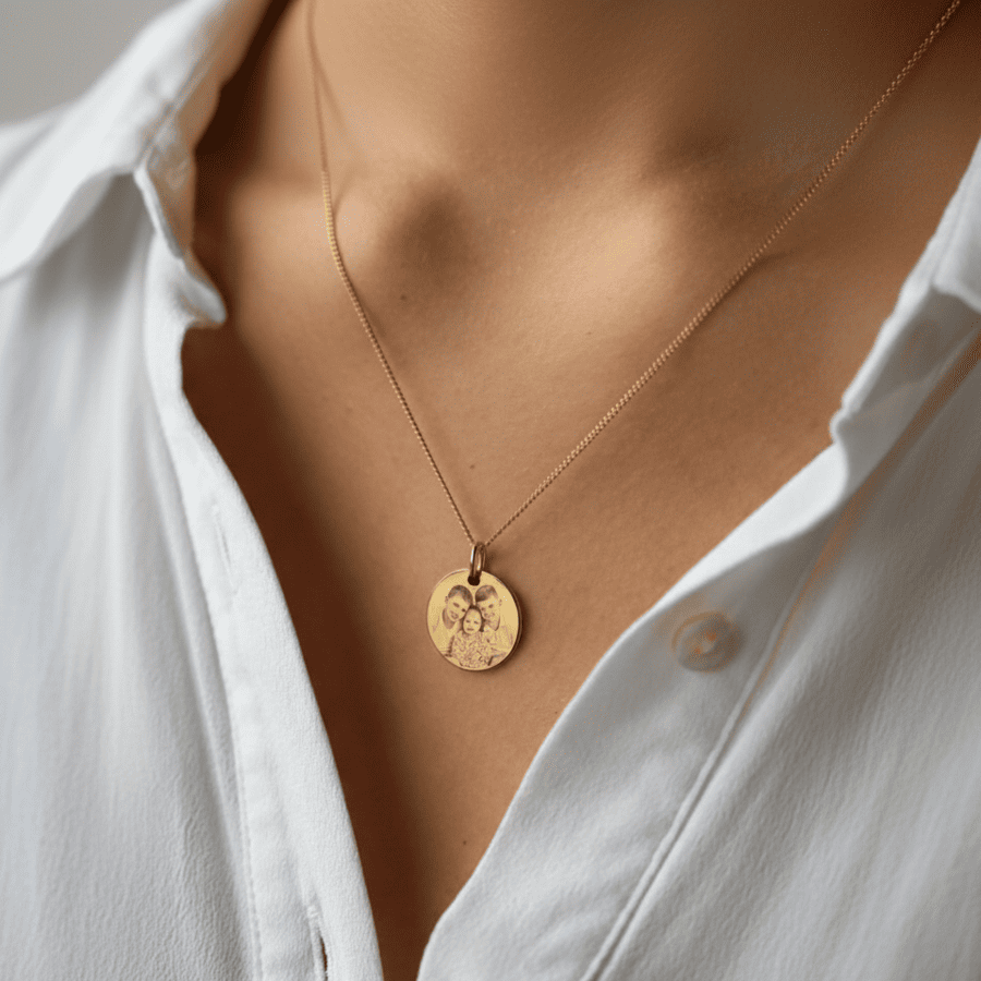 Colier cu pandantiv rotund cu fotografie