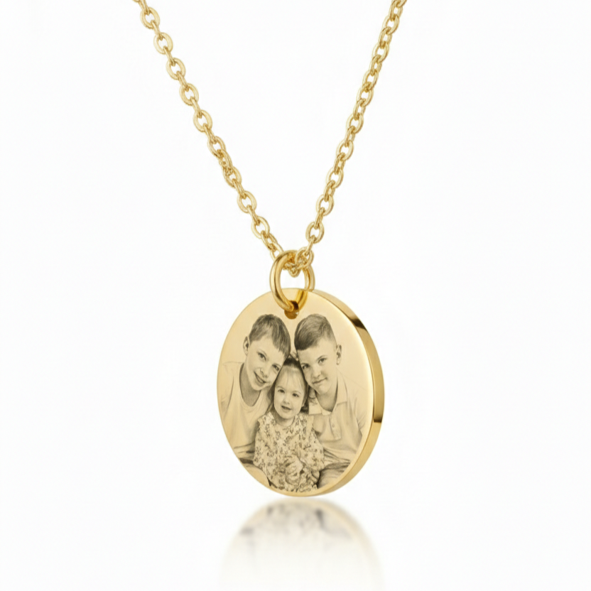 Colier cu pandantiv rotund cu fotografie