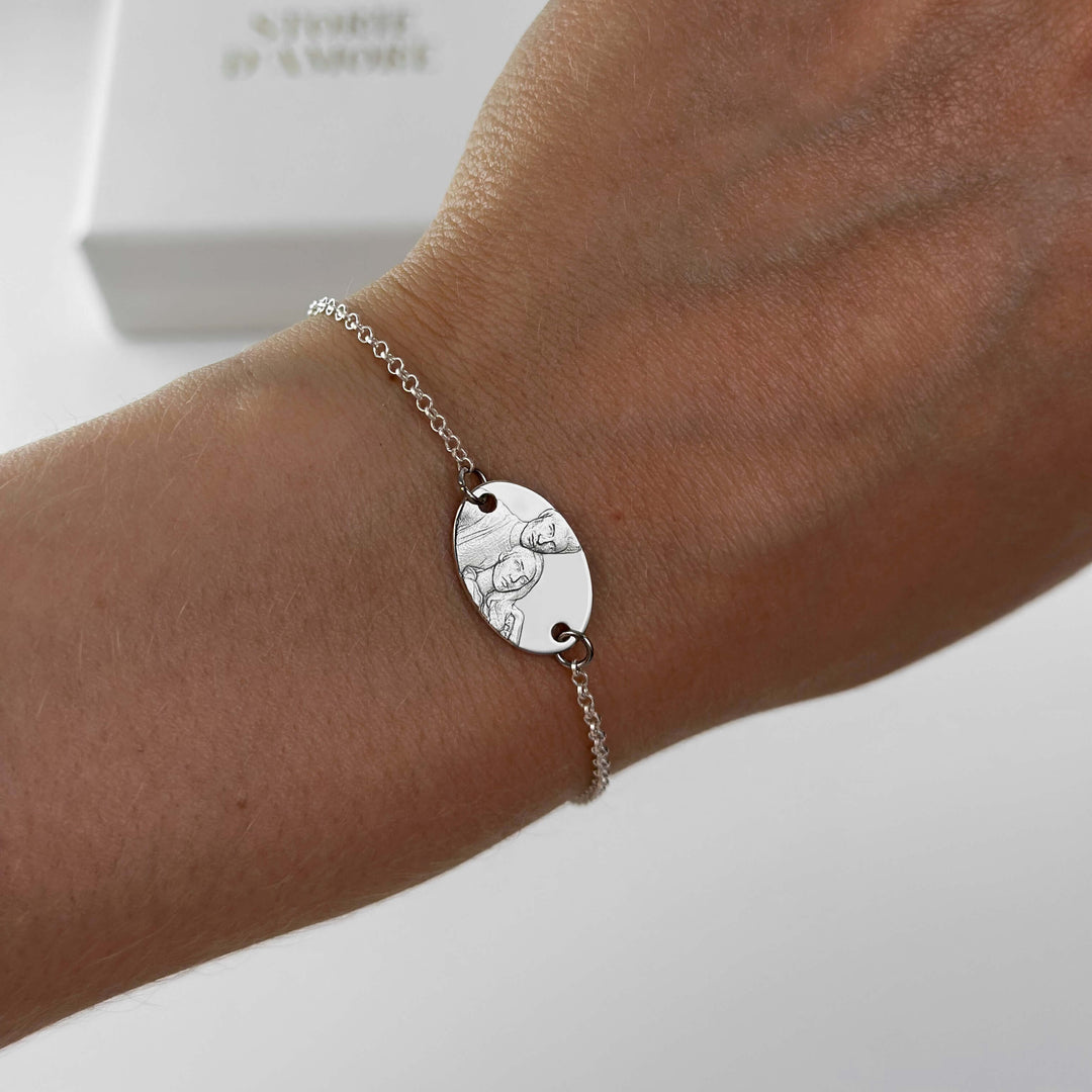 Oval 925 Silver Bracelet with 3D Photo Engraving