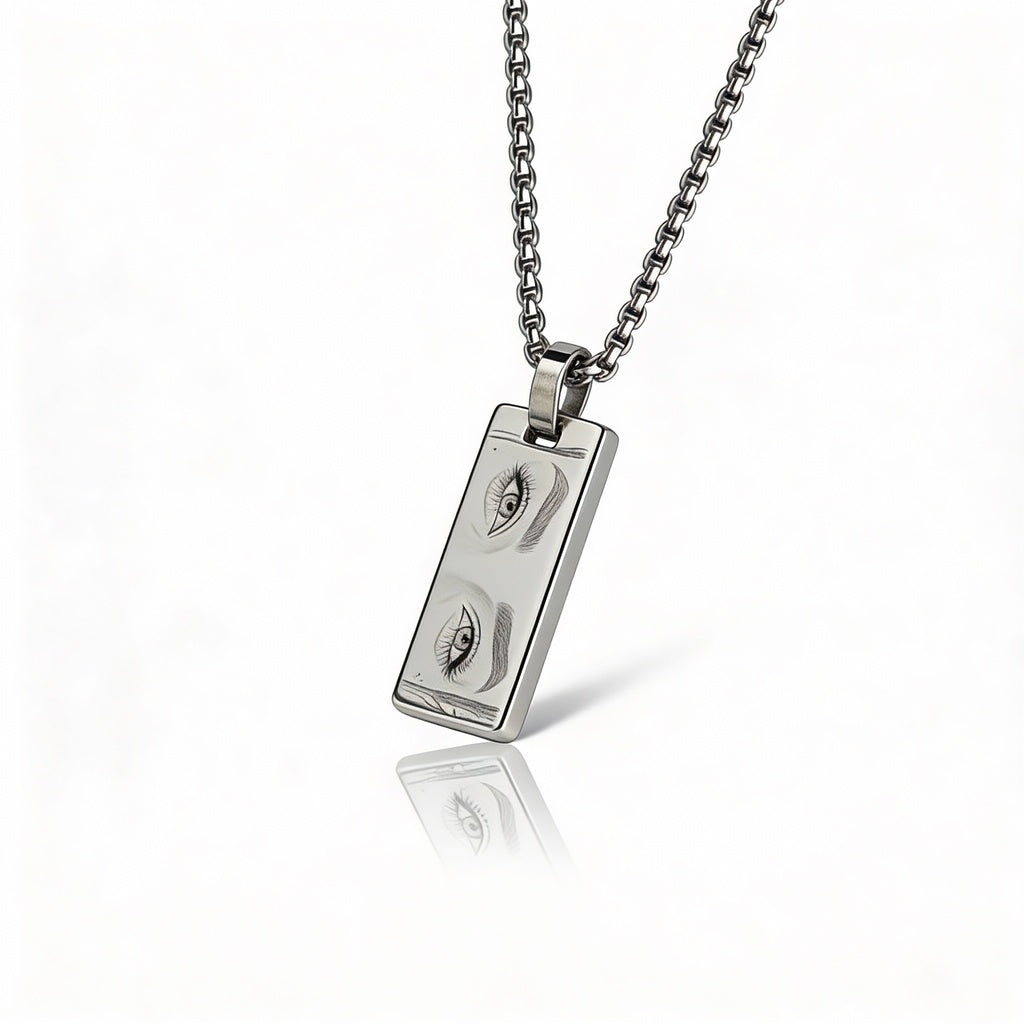 Pandantiv pentru bărbați cu gravură de ochi