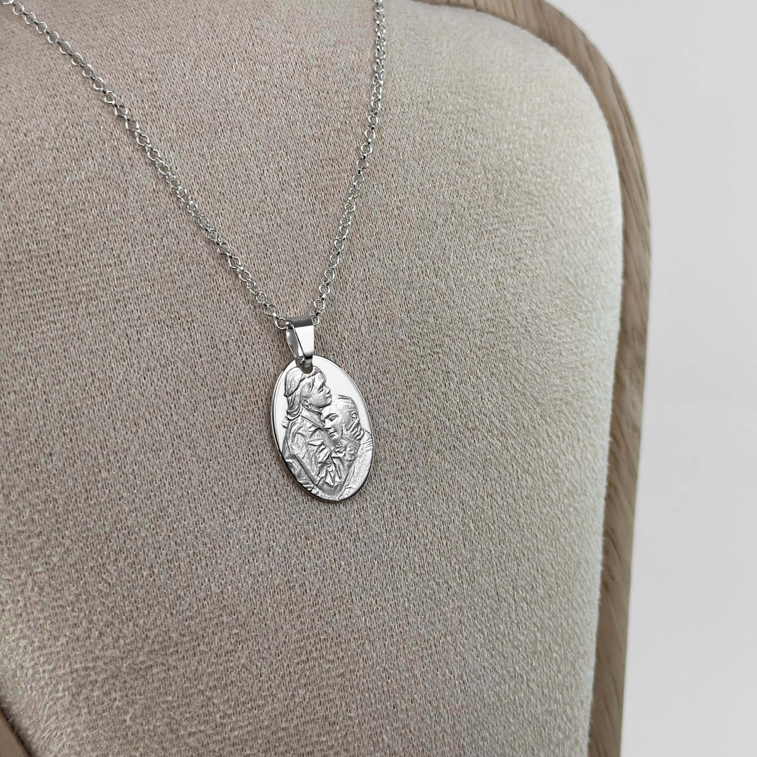 Oval 925 Silver Pendant with 3D Photo Engraving