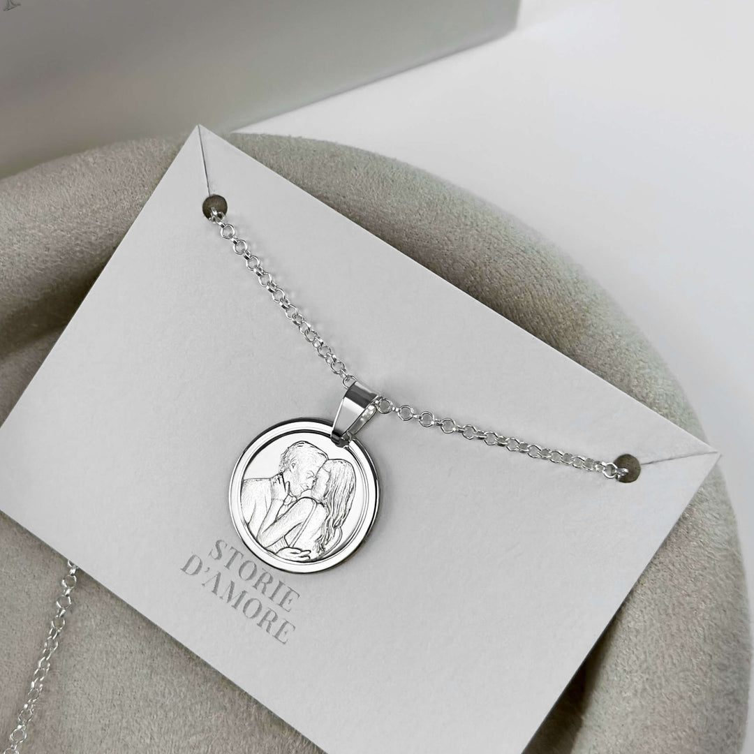 Pendentif rond en argent sterling 925 sur chaîne avec gravure photo de couple