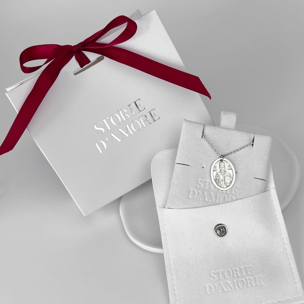 Ovaler Anhänger mit dem heiligen Nikolaus, 925 Silber