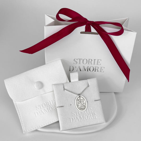 Ovaler Anhänger mit dem heiligen Georg, 925 Silber